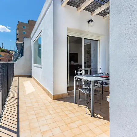 - Modern With Terrace! Cagliari
