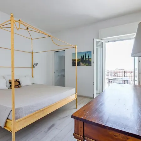 - Modern With Terrace! Apartment Cagliari